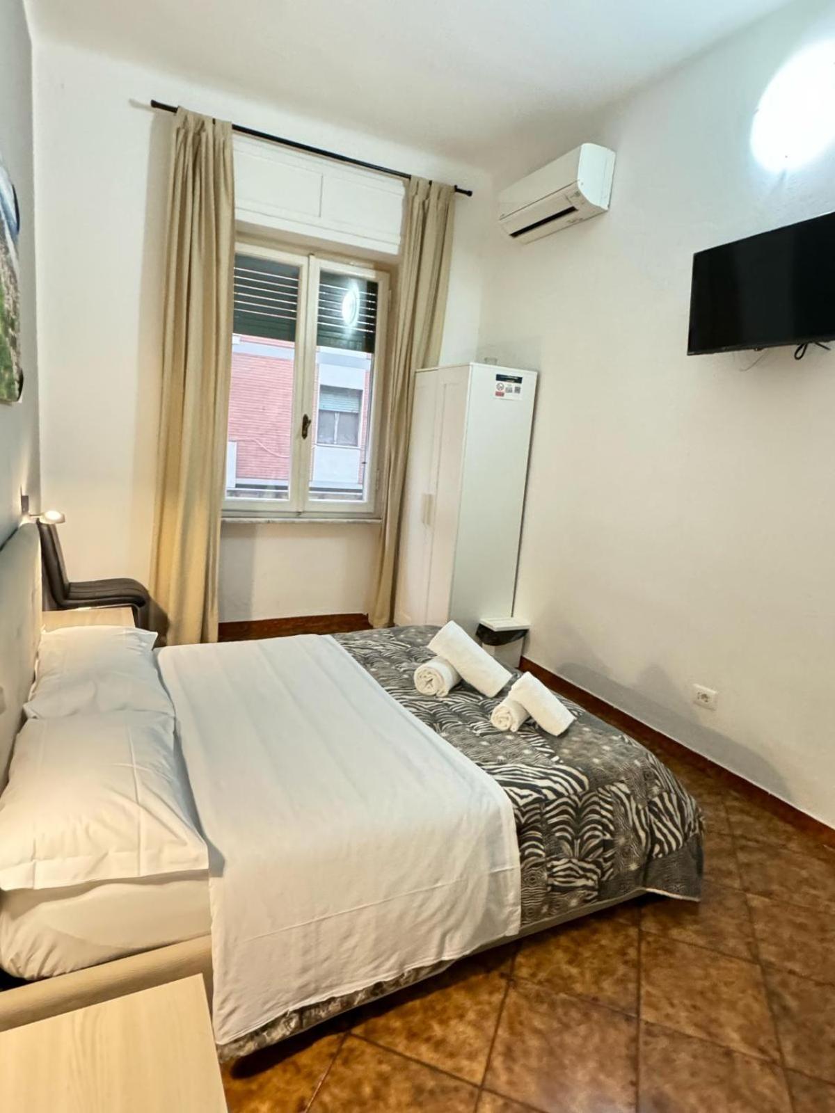 Crown Guest House Pisa Exterior foto