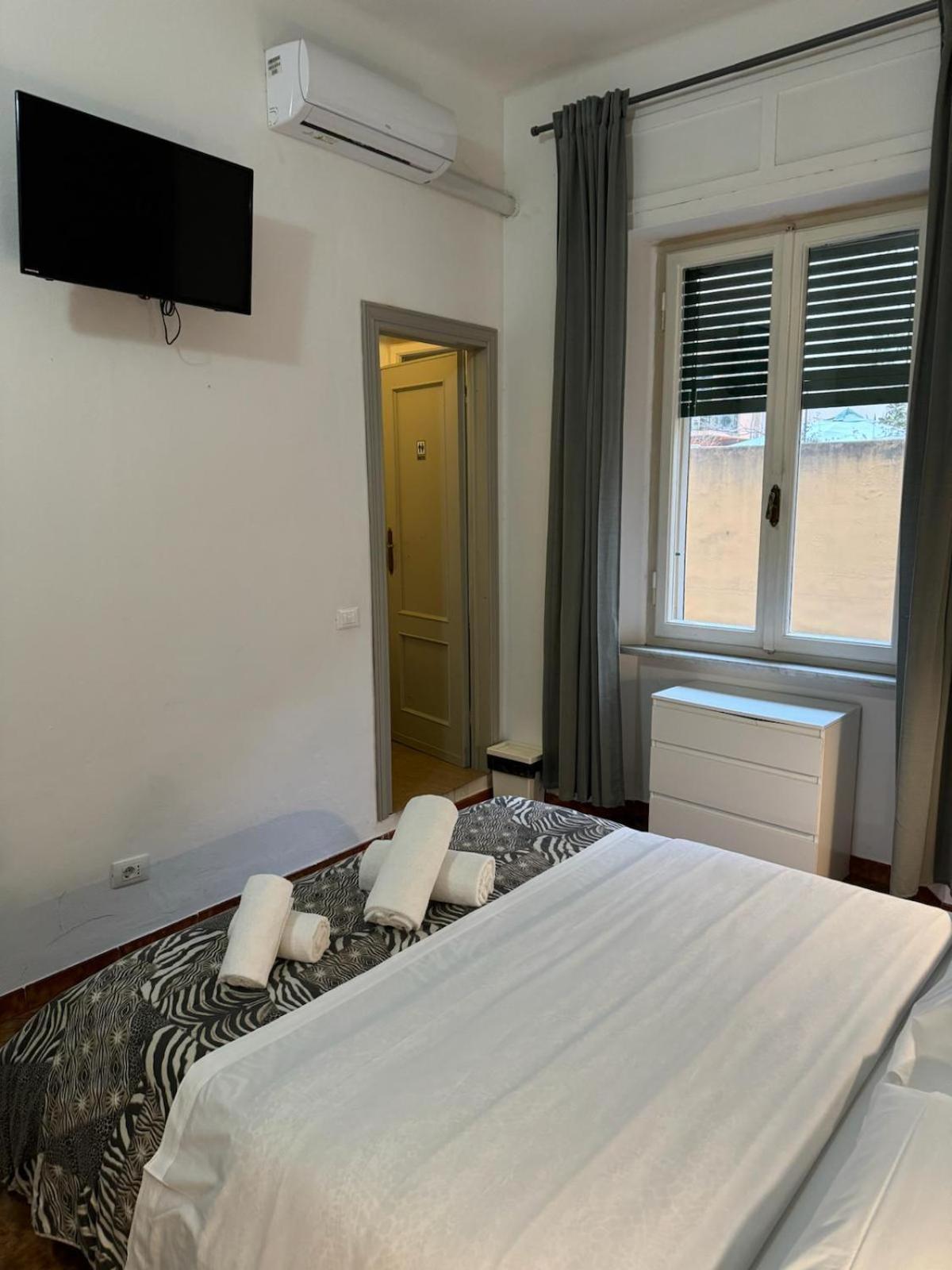 Crown Guest House Pisa Exterior foto